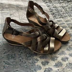 Dansko Vivian Wedge Sandals Pewter